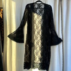 Black Lace Full Moon Robe